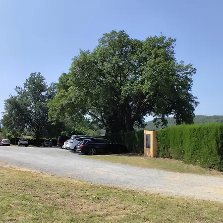 Ca N'oliver Casa De Colonies אכסניה *